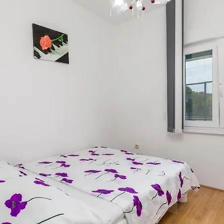 1 Bedroom Awesome In