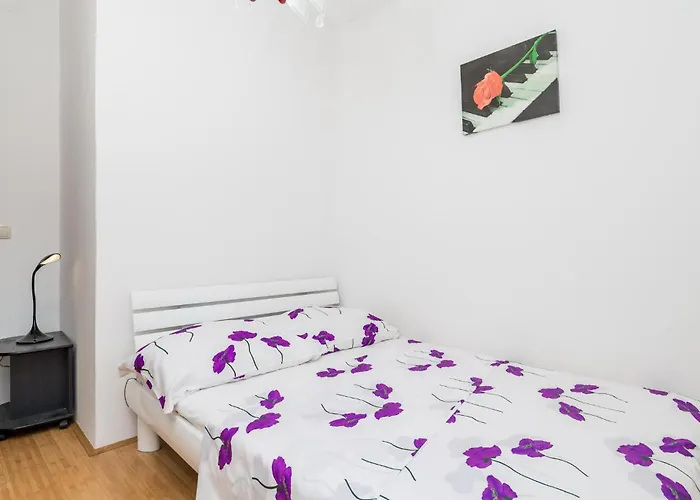 Διαμέρισμα 1 Bedroom Awesome In