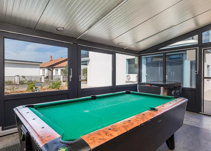 1 Bedroom Awesome In Διαμέρισμα