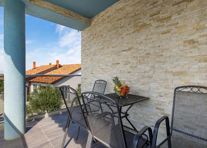 Διαμέρισμα 1 Bedroom Awesome In *